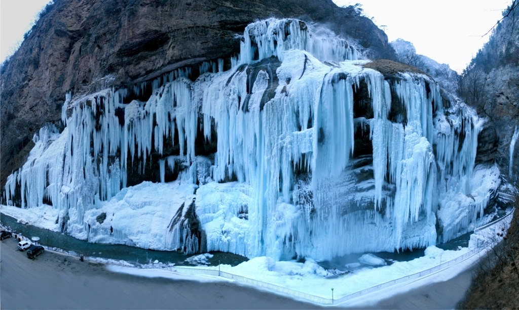 Замерзшие водопады Кабардино Балкария