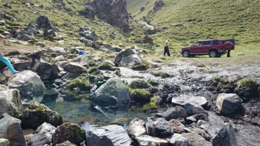 К серебряному источнику Джилы-Су