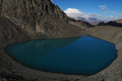 По озёрам Приэльбрусья